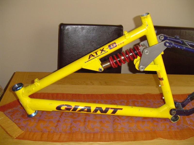 Classic Giant Frame 18" ATX990 Retrobike